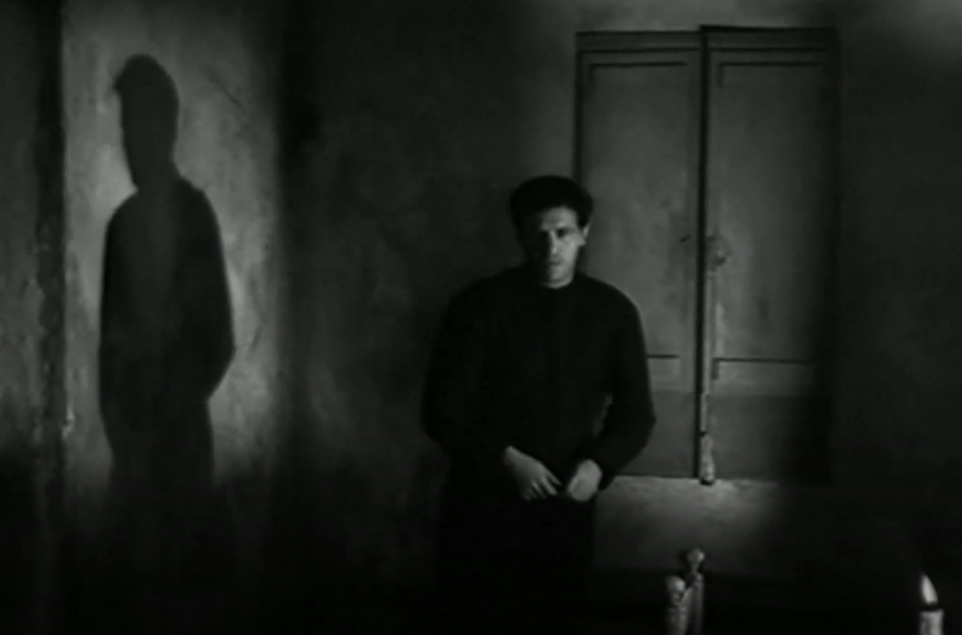 Nazario con una sombra definida