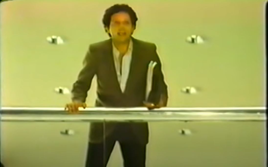 Present Bobby calling Angelica