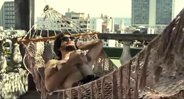 La Elección de Ropa de Vladi (o la falta de ella)