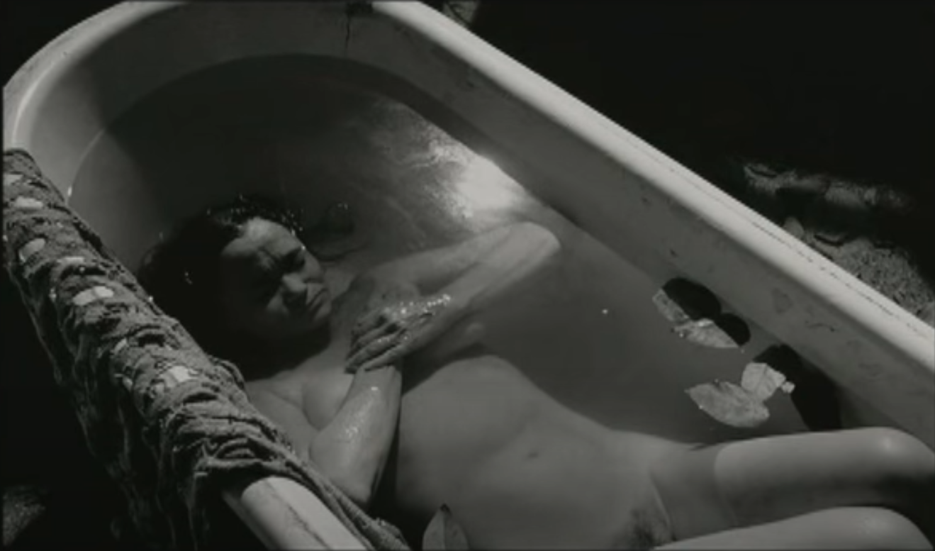 Woman intentionally drowning in her bathtub 