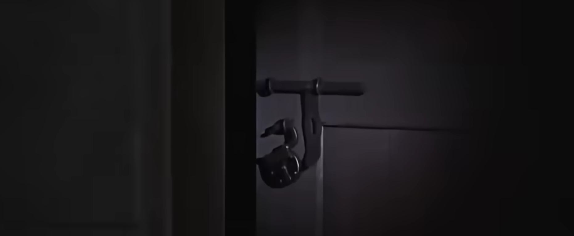 Manilla de la puerta de la torre