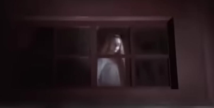 Angulo bajo de punto de vista de las estudiantes