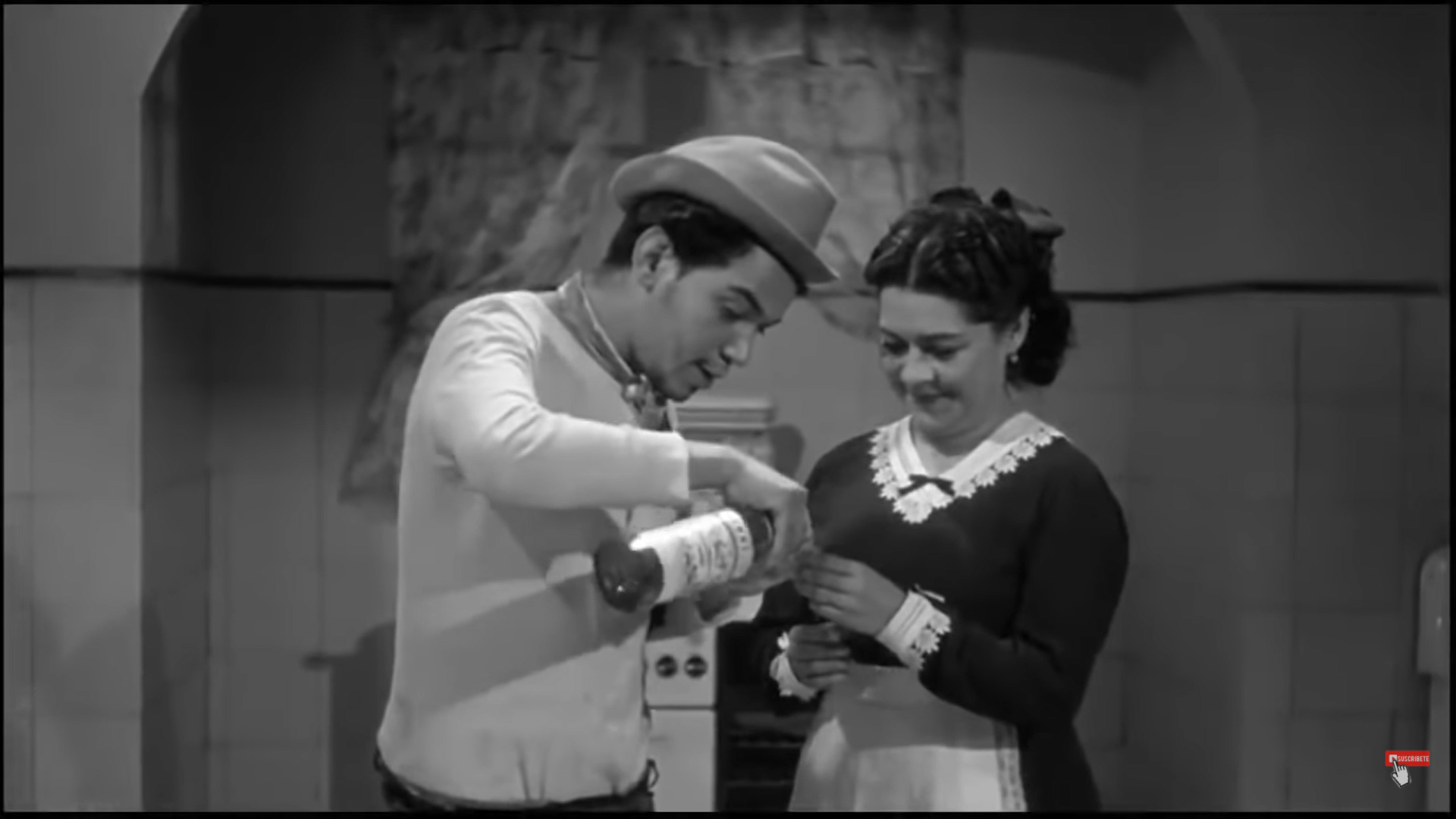 Cantinflas' situation has been resolved, allowing the setting to become orderly again.